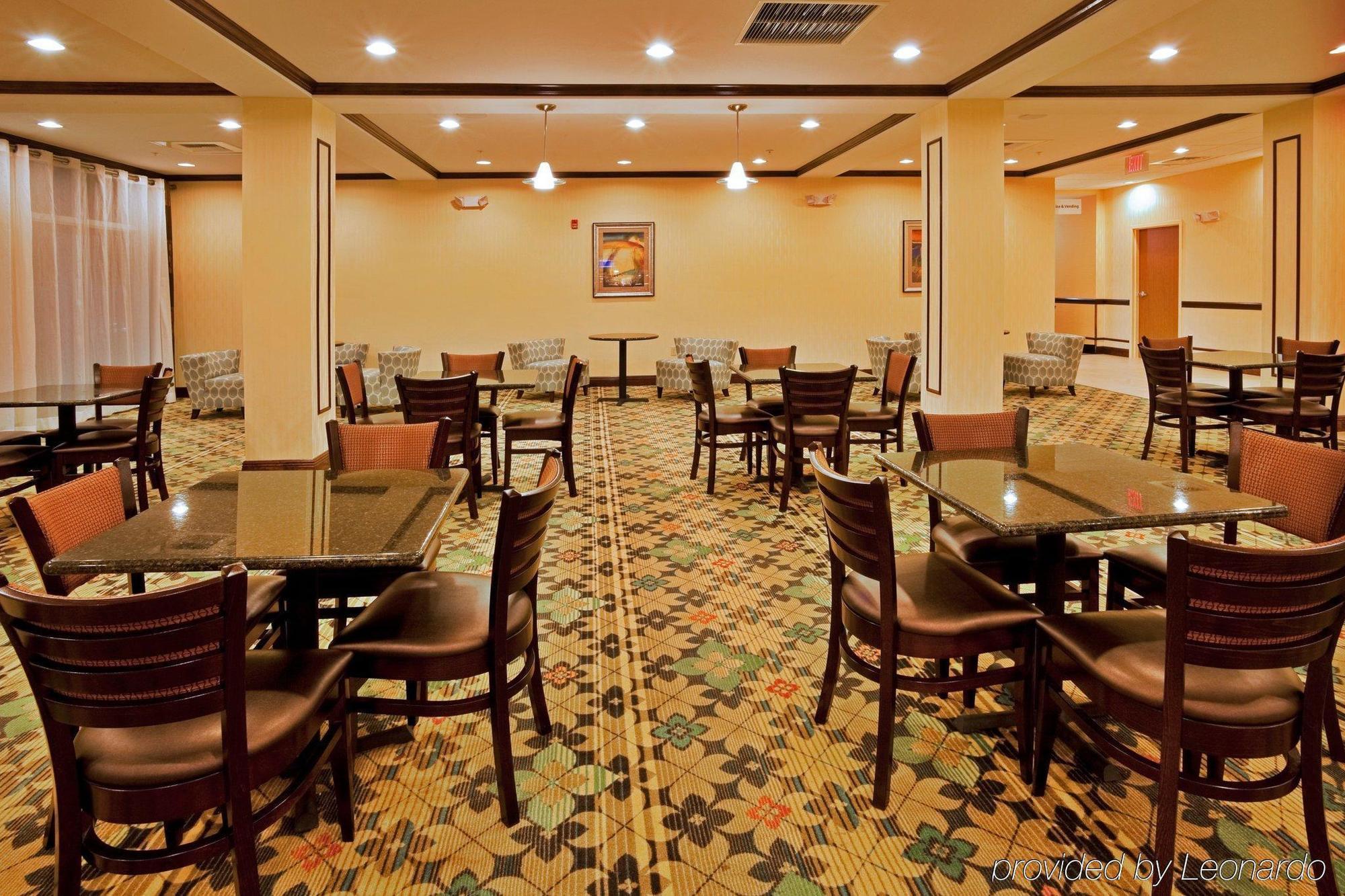 Holiday Inn Express Hotel & Suites Palm Bay By Ihg Exterior photo